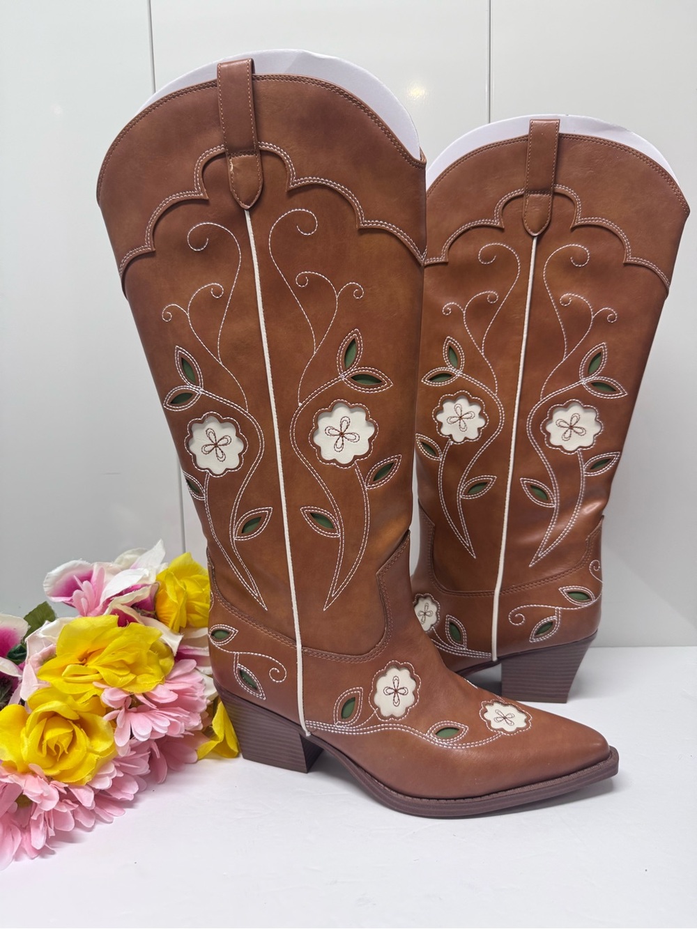 🌼SPECTACULAR EMBROIDERED FLORAL WESTERN BOOTS